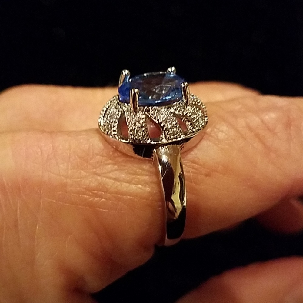 Tanzanite Simulate Ring - image 5